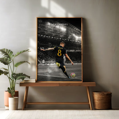 Toni Kroos 'Signature' Poster